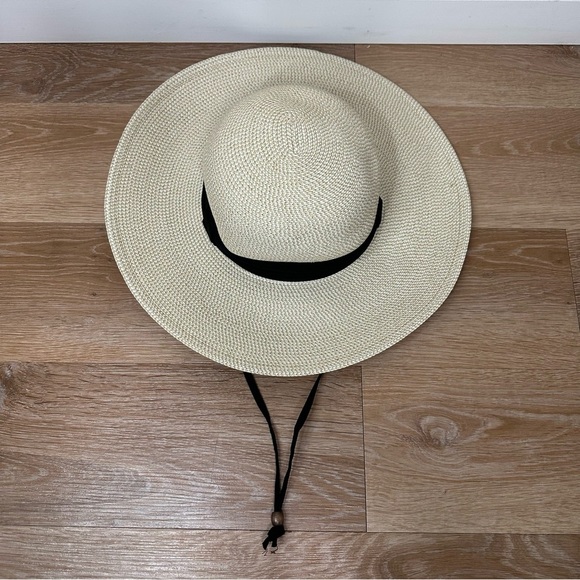 Solar Escape Wide Brim with drawstring Sun Hat, OS - Picture 3 of 11
